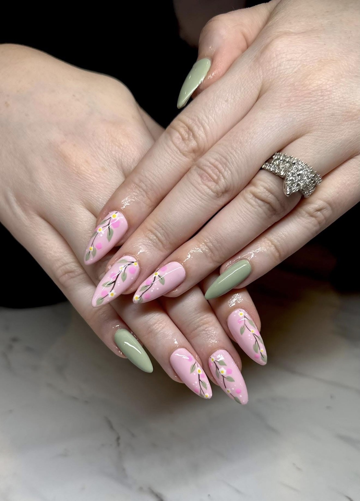 Polished Beauty Bar nail photo 1